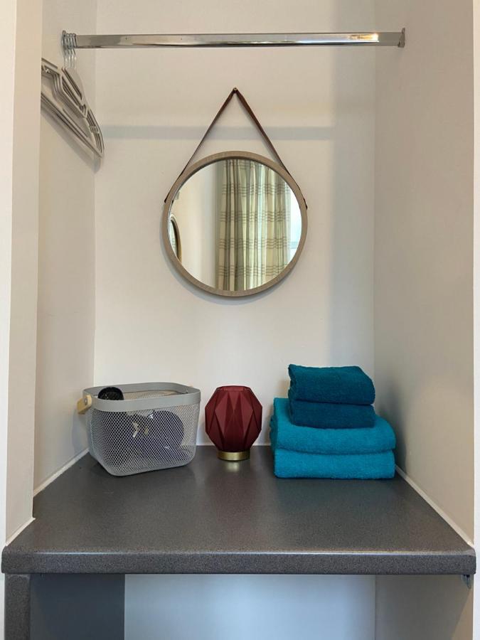 אובאן Newly Refurbished Town Centre Apartment מראה חיצוני תמונה